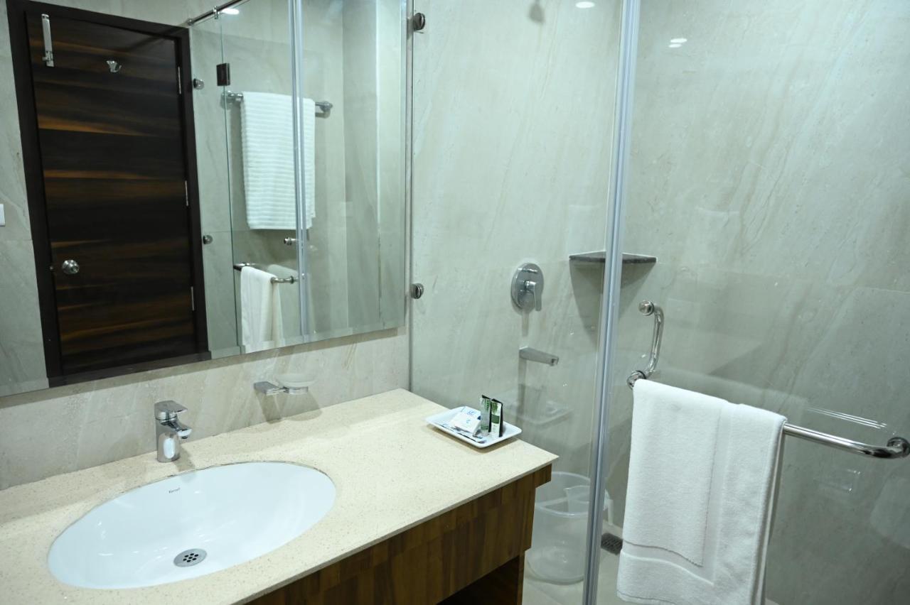 Hotel Lawrence Amritsar Exterior foto