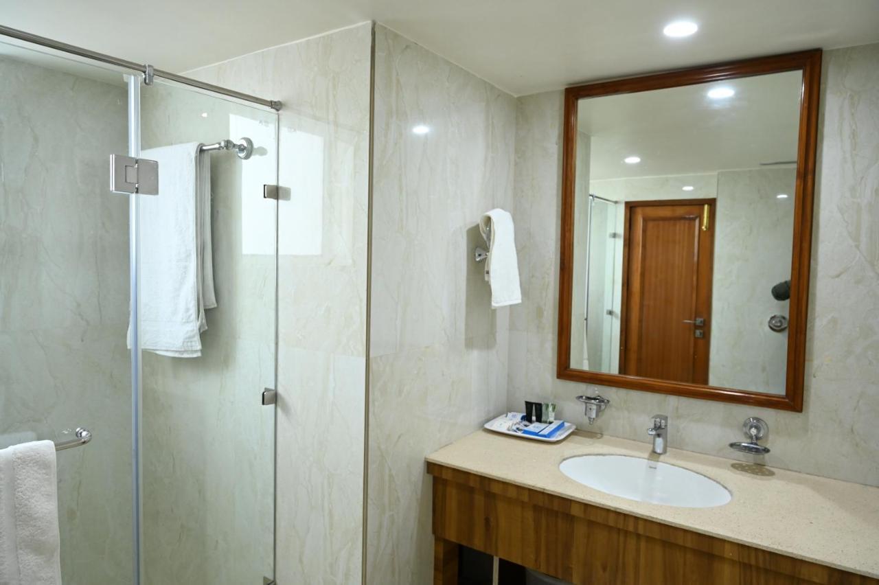 Hotel Lawrence Amritsar Exterior foto